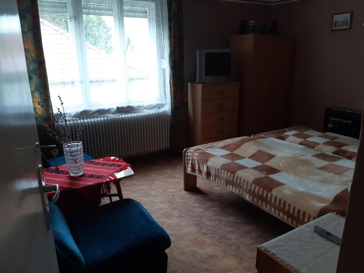 Laciház Igal Exterior foto